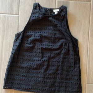 Cute black tank great for work!